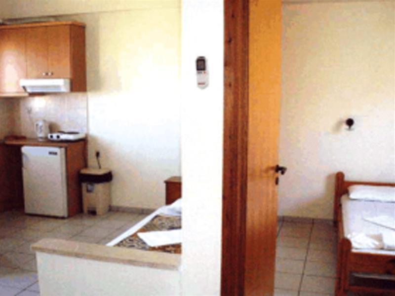 Lia Sofia Apartments Stalida Exterior photo